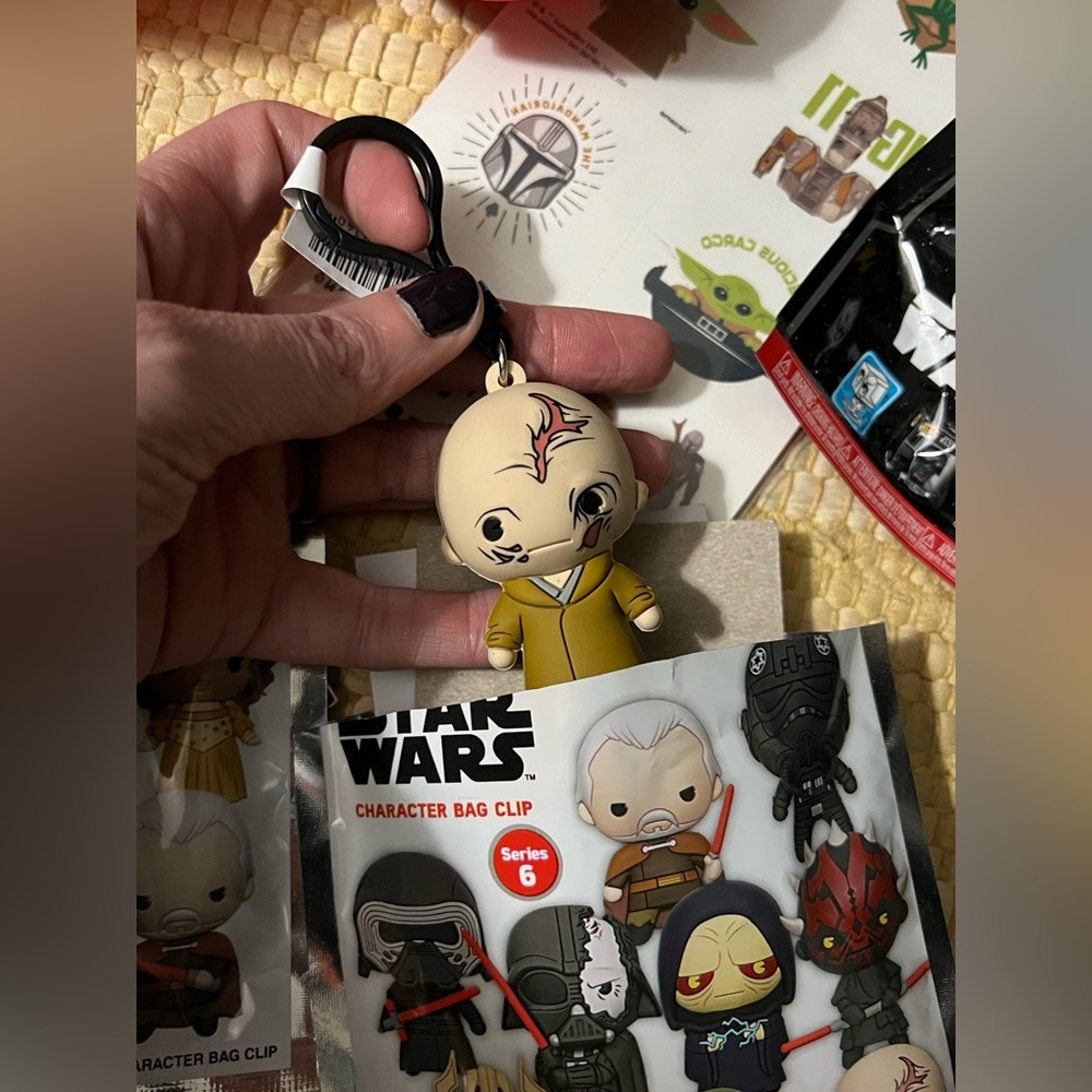 Star Wars Toy and Fun Bundle - Perfect Gift for Star Wars fans - Picture 4 of 6
